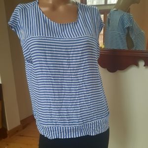 Gap. NWT Size Large. Light and breezy. Fast Ship.